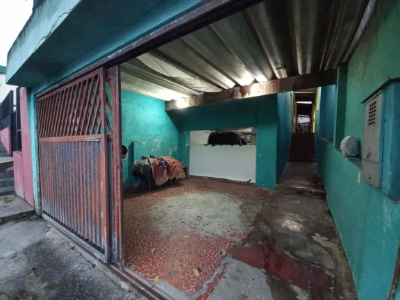 Imagem Sobrado com 125 m² 2 Dormitórios 2 Vagas de Garagens ao lado Shoping Plaza