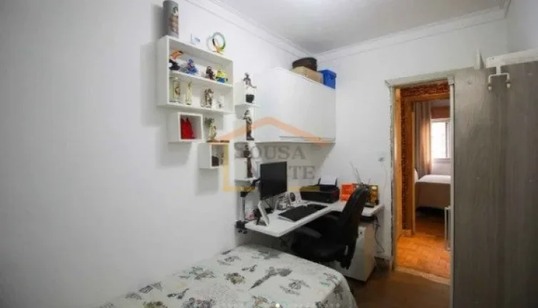 Imagem Apartamento de 78m², reformado, possui 2 dormitórios, sendo 1 com armário embutido, banheiro ampl...