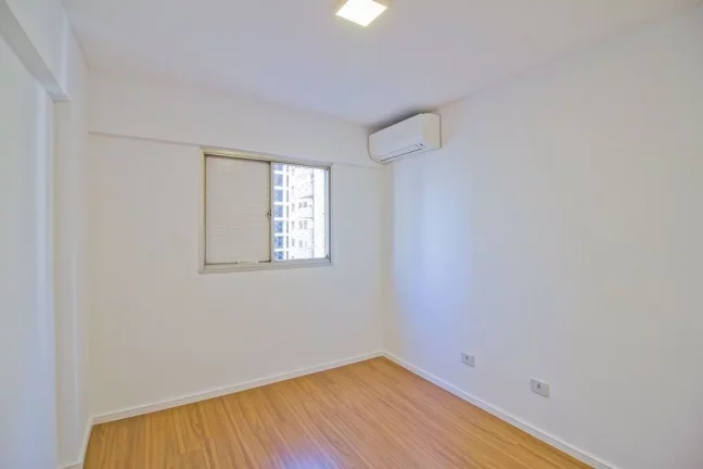 Imagem Nesse apartamento, você tem um living com varanda, integrado à uma excelente cozinha americana / Vila Olímpia