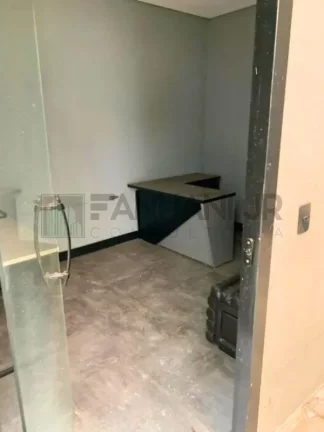 Imagem Casa Comercial para Locação no Jardim Paulista - São Paulo-SP: 4 Salas, 2 Banheiros, 10 Vagas de Garagem!