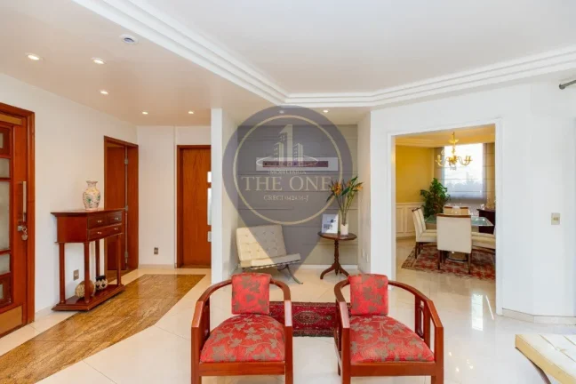 Imagem Apartamento de Luxo à Venda em Indianópolis, São Paulo-SP: 4 Quartos, 4 Suítes, 2 Salas, 4 Banheiros, 3 Vagas de Garagem, 200m²!
