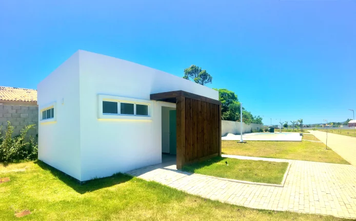 Imagem Terreno 450m² à venda em Garopaba-SC: CONDOMÍNIO AQUALINA LAKE CLUB - Luxo à Beira da Lagoa!