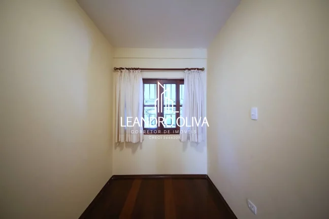 Imagem Casa de vila para venda em Vila Nova Conceição com 5 quartos, sendo 2 suítes, 199m²