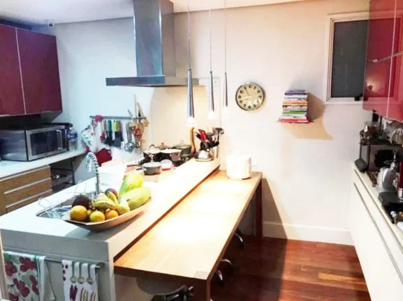 Imagem Apartamento 276M², 4Q, 3 Suítes, 6 Banheiros, 4 Vagas, 1 Lavabo, 1 por Andar, Academia, Brinquedoteca, Piscina, Piscina Coberta, Salão de Festas.