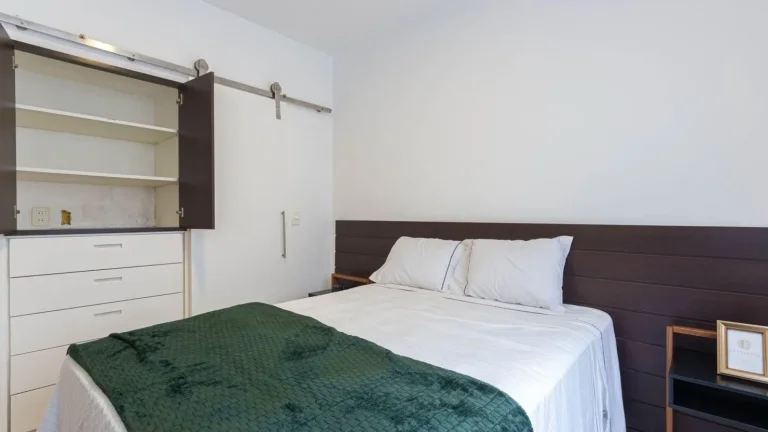 Imagem Apartamento Lagoa - 79M², 2 Dorms, 1 Suíte, 1 Vaga Demarcada, Armários.
