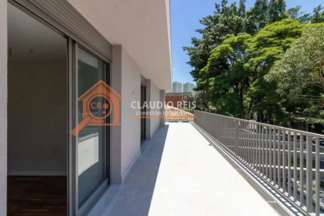 Imagem Casa de Alto Padrão para alugar com 4 Quartos, 371m², 6 vagas - Alto de Pinheiros - São Paulo-SP