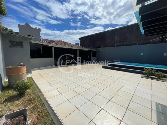 Imagem Imperdível oportunidade de casa à venda em Campo Grande-MS, bairro Nova Lima! 3 quartos, 1 suíte, 3 salas, 3 banheiros, 3 vagas de garagem, 260m².