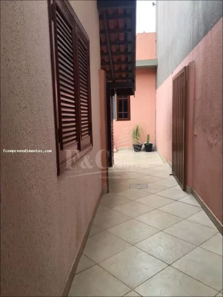 Imagem Casa para Venda em Limeira, Jardim Rossi, 3 dormitórios, 2 banheiros, 2 vagas