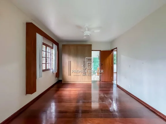 Imagem Casa à venda, 204 m² por R$ 800.000,00 - Alto - Teresópolis/RJ