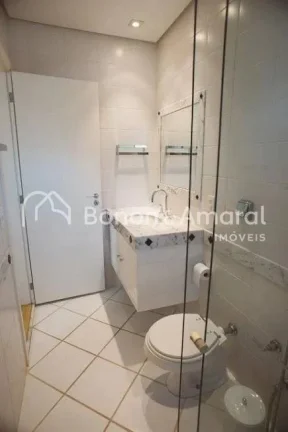 Imagem Casa de condomínio com 498 m² e 6 quartos
