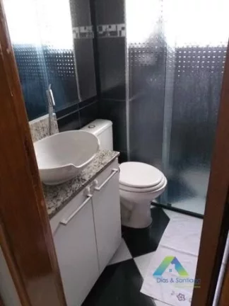 Imagem Lindo Apartamento com 2 dormitórios, 1 vaga excelente localização com facil acesso a comércios e principais avenidas