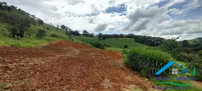Imagem Invista em Sustentabilidade: Sítio com Nascentes e Preservação