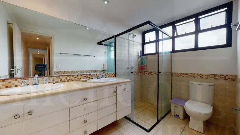 Imagem Apartamento 3 quartos, 1 suite, 3 vagas, 203 m²