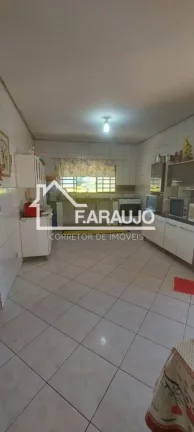 Imagem CHÁCARA À VENDA COM 4 DORMITÓRIOS NO BAIRRO FAZENDA D'OESTE II, ARAÇOIABA DA SERRA-SP