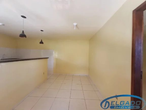 Imagem DELGADO aluga CASA em Itaboraí-RJ, Bairro Ampliação: 1 quarto, 1 sala, 1 banheiro