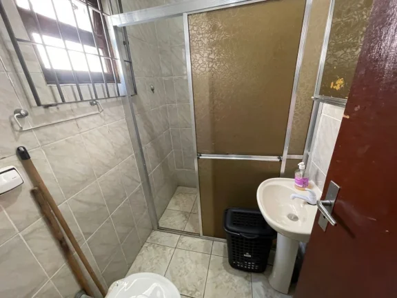 Imagem Casa para Venda em Itanhaém, Gaivota (Praia), 3 dormitórios, 1 suíte, 3 banheiros, 10 vagas