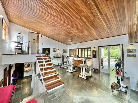 Imagem Rua das Granjas (Miolo) - 4 dorm / 2 sts, linda vista!
