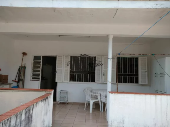 Imagem Casa à venda no bairro Centro - Guaratinguetá/SP