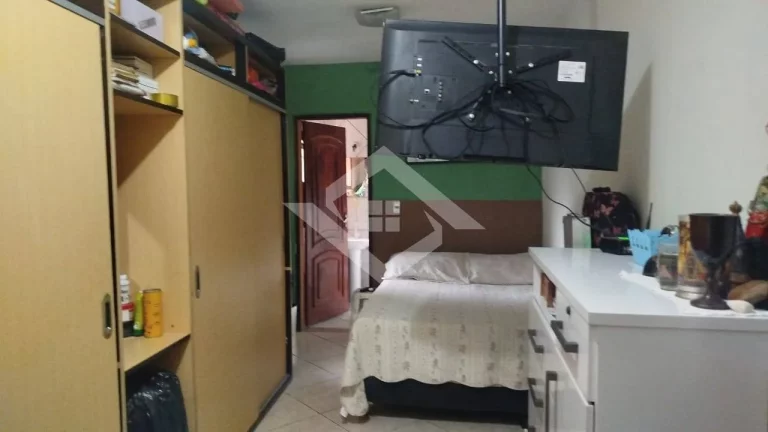 Imagem Residência Linear com 3 Quartos, Suíte e Área Gourmet em Campo Grande