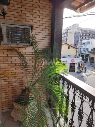 Imagem Casa tríplex, 3 quartos, Praia do Forte, Centro - Cabo Frio - RJ