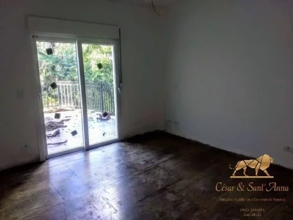 Imagem Bela Casa á venda em condomínio fechado Campos do Jordão-SP