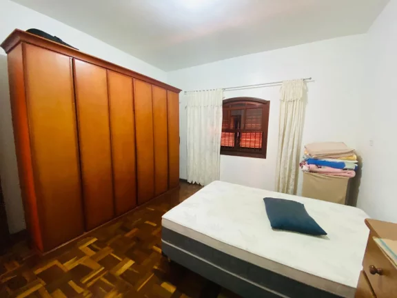 Imagem Casa espaçosa a venda no Centro de Tatuí/SP.