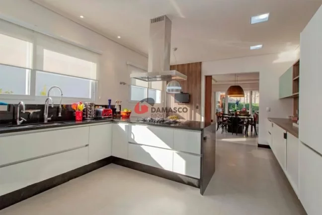Imagem Sobrado à venda 4 Quartos, 4 Suites, 6 Vagas, 550M², Jardim São Caetano, São Caetano do Sul - SP