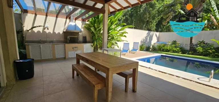 Imagem Comprar casa em Juquehy - av. da praia, canto direito, 30m da praia, 5 suítes, piscina, churrasqueira, 4 vagas, 394m² de construção | Juquehy Imobil