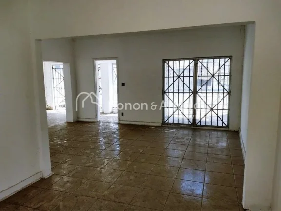 Imagem Venda, imóvel comercial, Bairro Bosque, em Campinas. 
Zoneamento ZM 2.
Avenida de grande fluxo, loc...