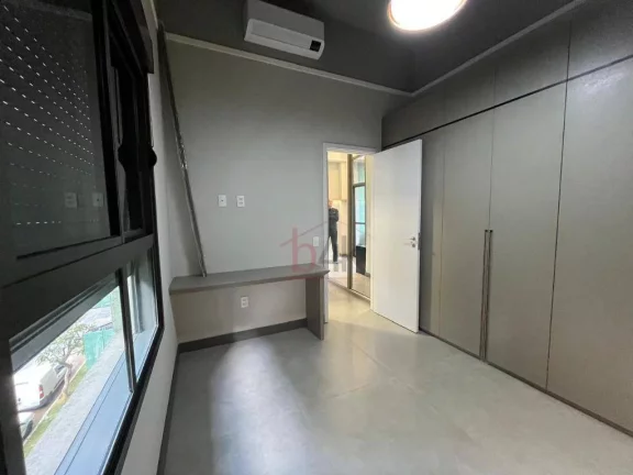 Imagem Apartamento com 34m² com 1 dormitório, 1 banheiro, 1 vaga de Garagem, semi mobiliado - Brooklin