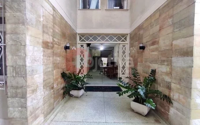Imagem Kitnet com 1 dormitório à venda, 30 m² por R$ 320.000,00 - Centro - Cabo Frio/RJ