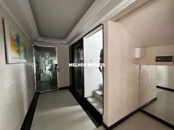 Imagem Apartamento com 01 Dormitório à venda no centro de Balneário Camboriú -SC