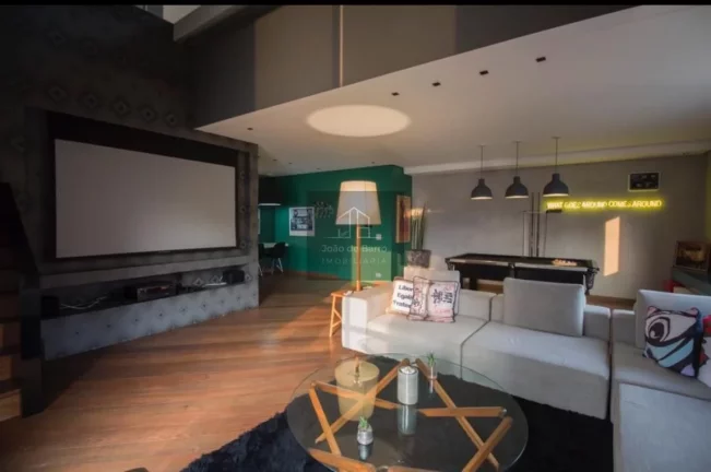 Imagem OPORTUNIDADE Apartamento Mobiliado 2 suites 2 vagas em Moema