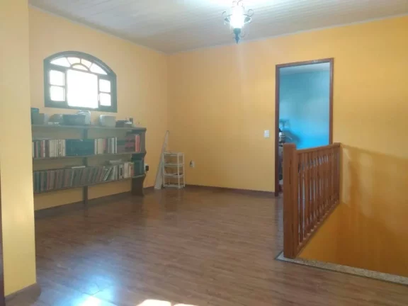 Imagem Vendo esta maravilhosa casa em Lumiar. Nova Friburgo rj.