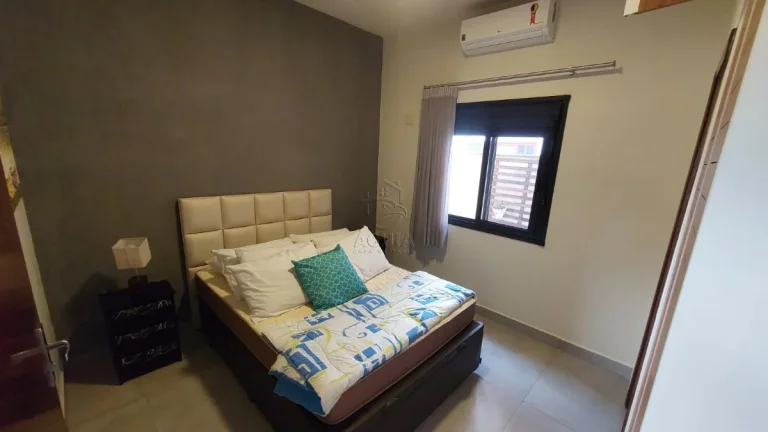 Imagem Casa em Condominio no Bairro do Horto com segurança 24 horas