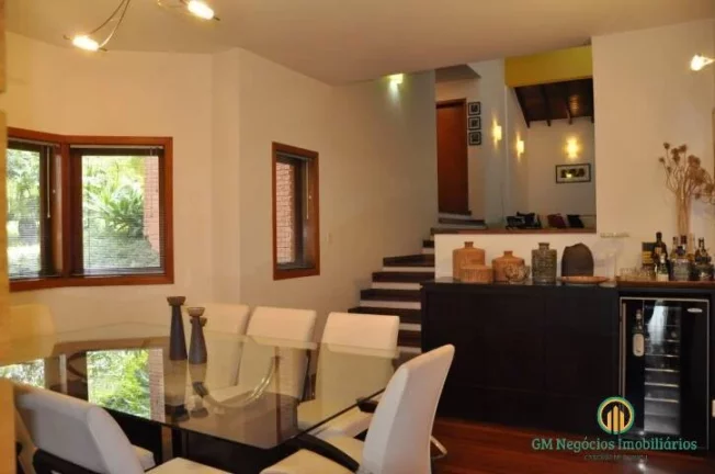 Imagem Casa Alto Padrão com 4 suites, Forest Hills - Jandira/SP