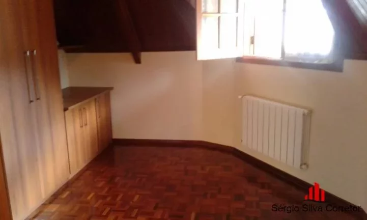 Imagem Casa em Condomínio Fechado para Venda, com 05 quartos em Vila Inglesa.