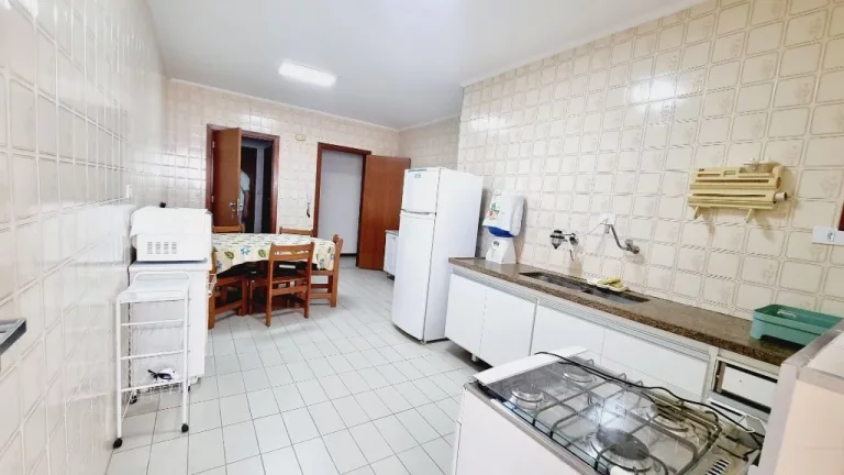 Imagem Apartamento com 3 dormitórios à venda, 140 m² - Pitangueiras - Guarujá/SP