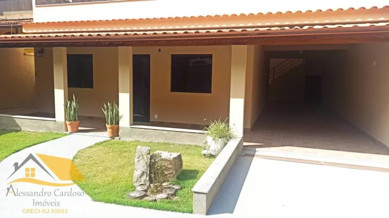 Vendo casa no Alto da Chácara com 2 quartos, quintal e área gourmet