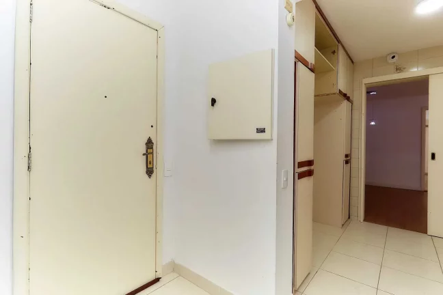 Imagem Apartamento 3 dormitórios 1 Suíte e 1 vaga de garagem em Curitiba