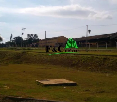 Imagem Galpão para Venda em Artur Nogueira, Sítio Novo, 3 banheiros