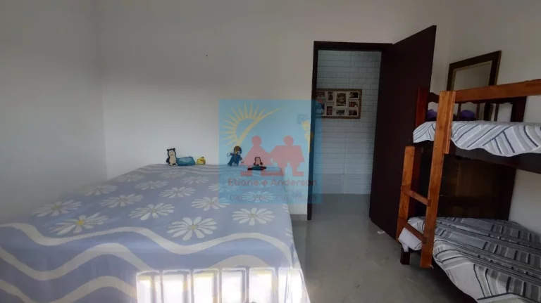Imagem Casa a 500 metros da Praia do Suarão em Itanhaém 395mil