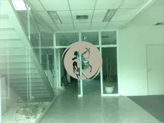 Imagem CONTEM 2 ANDARES COM VÃO LIVRE ,BANHEIROS PARA FUNCIONÁRIOS E CLIENTES , ESCRITÓRIOS , ELEVADOR P...