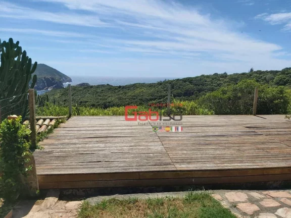 Imagem Casa com 3 dormitórios à venda, 180 m² por R$ 2.600.000,00 - Ferradura - Armação dos Búzios/RJ