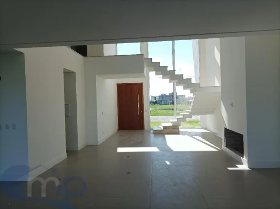 Imagem Casa à venda com 4 suítes no Reserva das Águas em Torres/RS