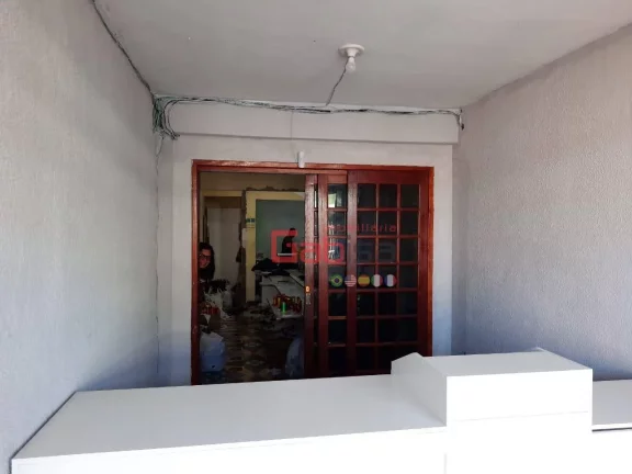 Imagem 2 Lojas + Apartamento
