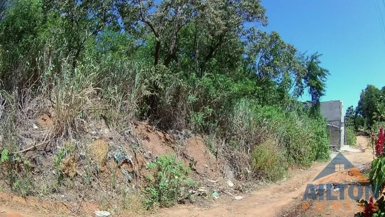 Imagem Terreno com 1440m2 à Venda em Perocão - Guarapari/ES