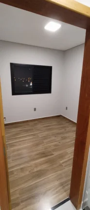 Imagem Casa de luxo em condomínio no Horto Florestal, Sorocaba-SP: 3 quartos, 3 suítes, 132m² de área.
