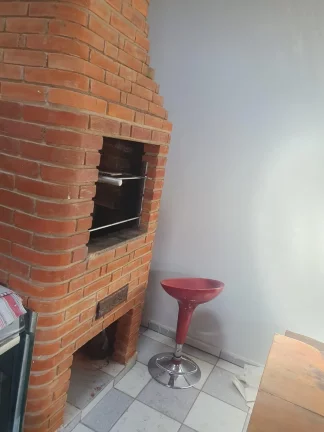 Imagem Casa com 3 quartos, 160m2, para locação em Jundiaí, Vila Vianelo