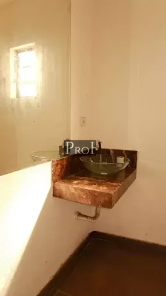 Imagem Sobrado com 3 Quartos à Venda, 700 m² em Utinga - Santo André